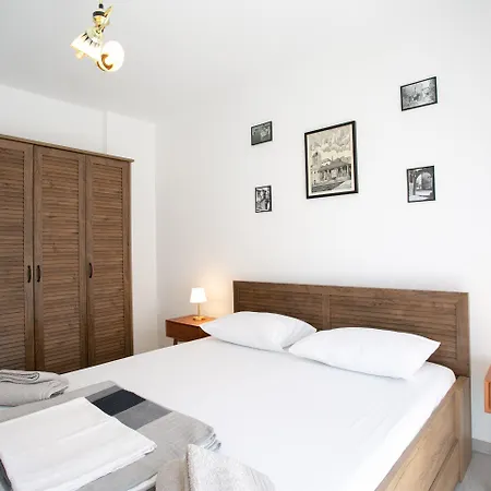 Uncle Albertʹs * Traù