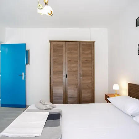 Uncle Albertʹs Apartman Trogir