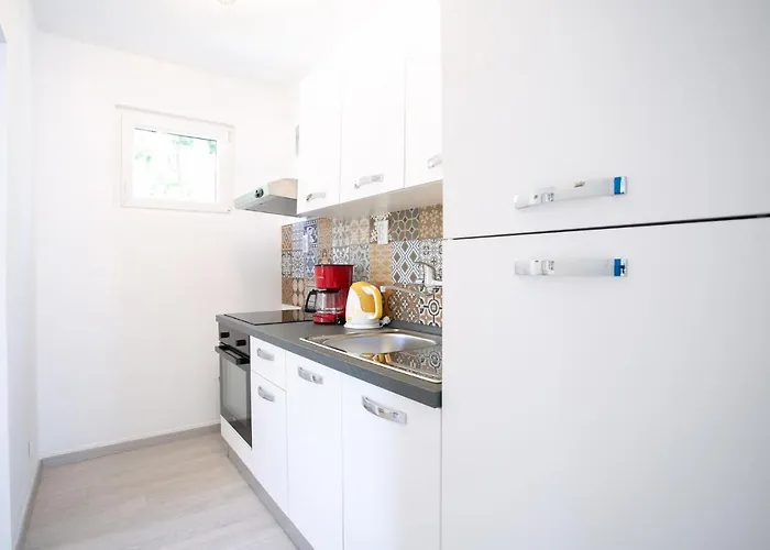 Uncle Albertʹs Apartament Trogir
